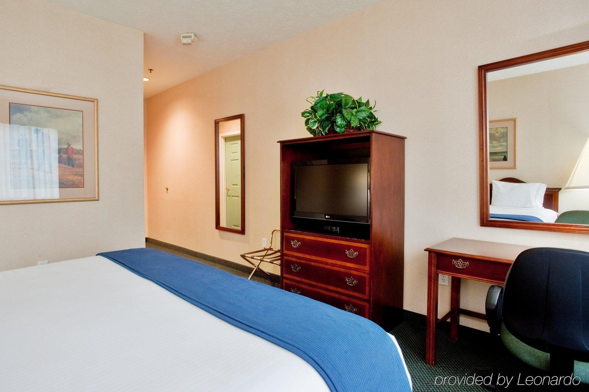 Holiday Inn Express Kilmarnock Kültér fotó